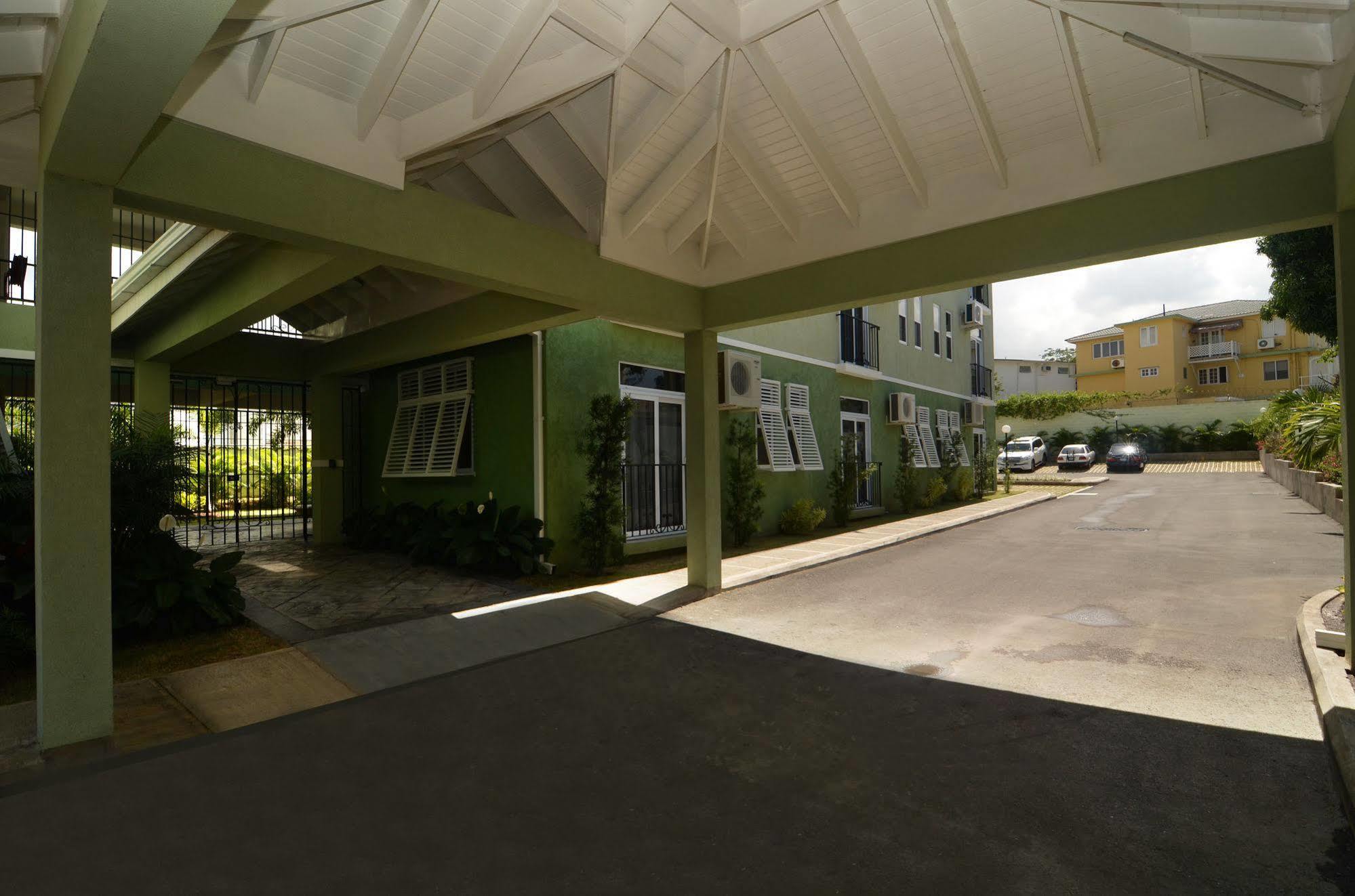 Kingsway New Kingston Guest Apartment II Exteriér fotografie